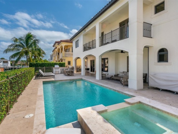 16433 NE 31st Ave, North Miami Beach FL 33160 — #A11917768