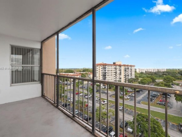 4174 Inverrary Dr # 902, Lauderhill FL 33319 — #A11914982