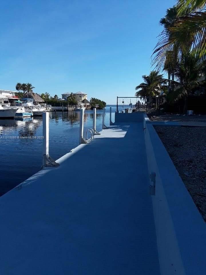 f3b61b38-1078 26 S Exuma Rd # B, Key Largo FL 33037 — #A11915080