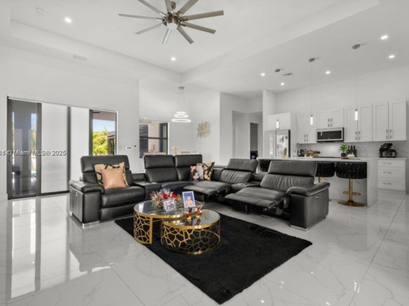 2522 NW 15TH PL, Cape Coral FL 33993 — #A11920841