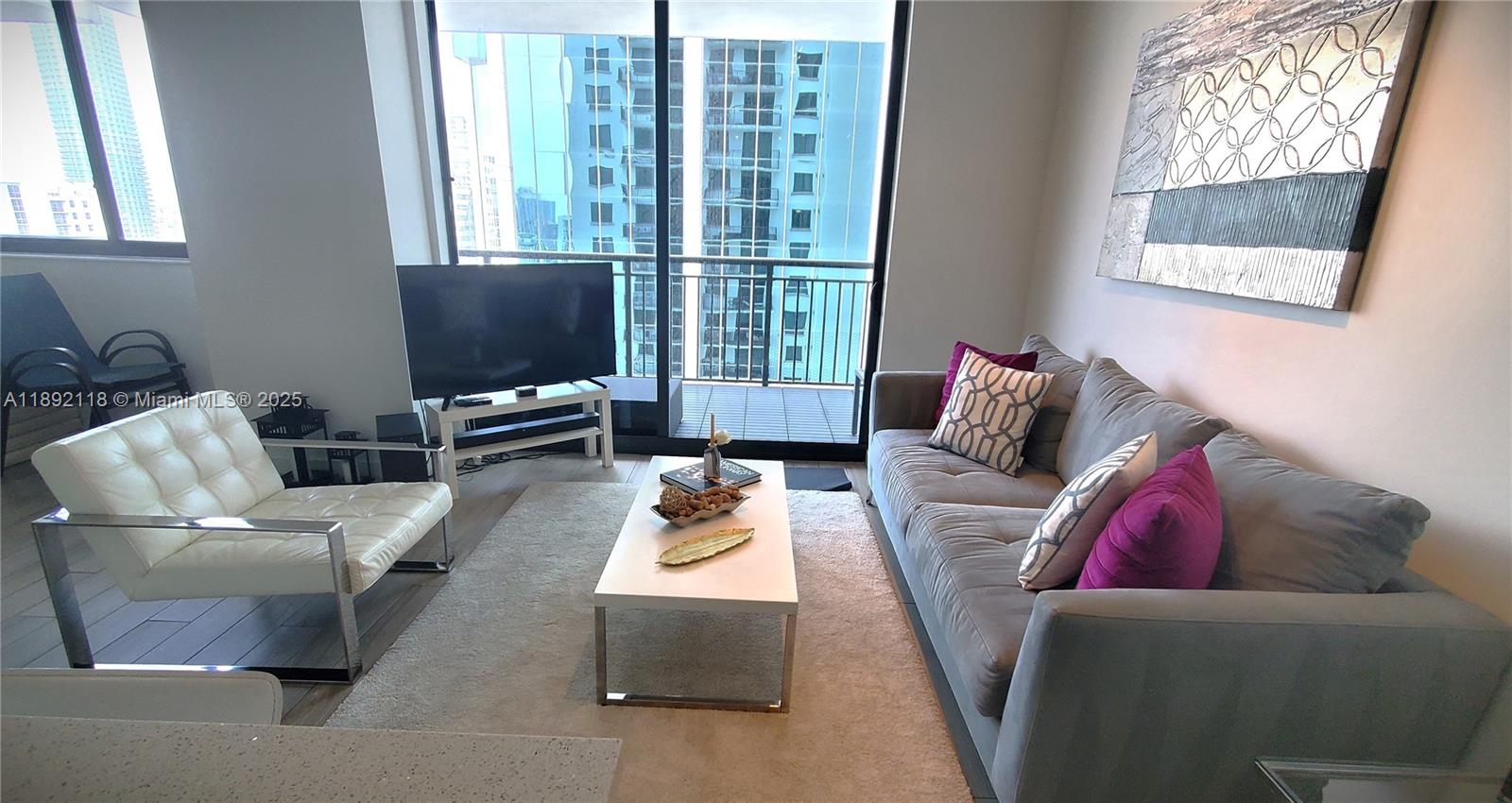 f3b61b38-1115 999 SW 1st Ave # 2115, Miami FL 33130 — #A11892118