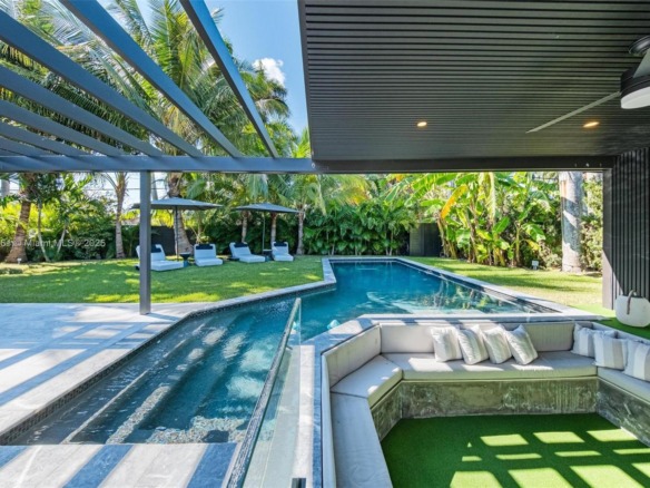 10618 NE 11th ct, Miami Shores FL 33138 — #A11921361