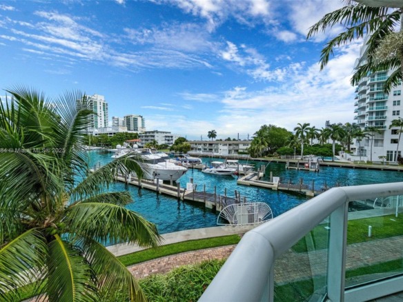 7918 Harbour Island Dr # 207, North Bay Village FL 33141 — #A11910684