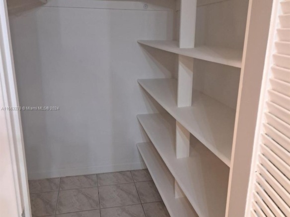 18061 Biscayne Blvd # 702, Aventura FL 33160 — #A11663278
