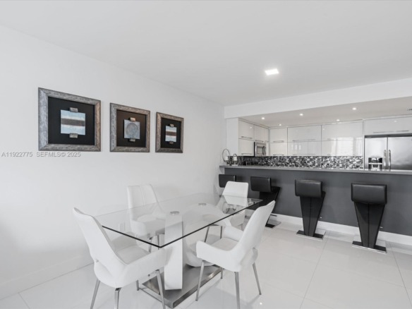 19370 E Collins Ave # 627, Sunny Isles Beach FL 33160 — #A11922775