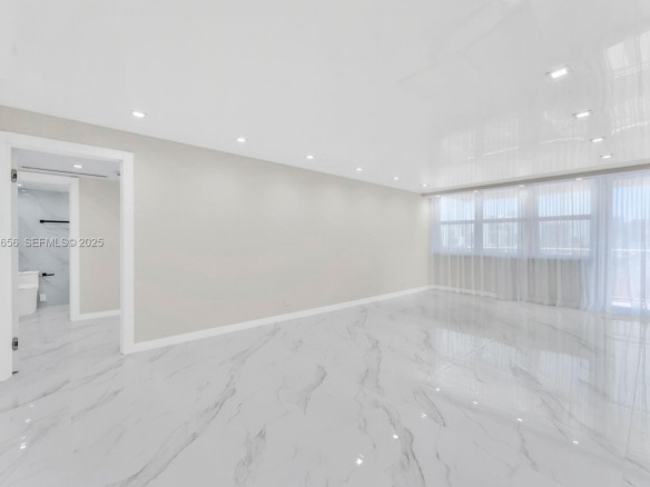 251 174th St # 1414, Sunny Isles Beach FL 33160 — #A11924656