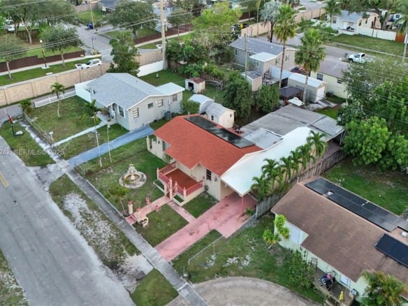 6404 Evans St, Hollywood FL 33024 — #A11924242