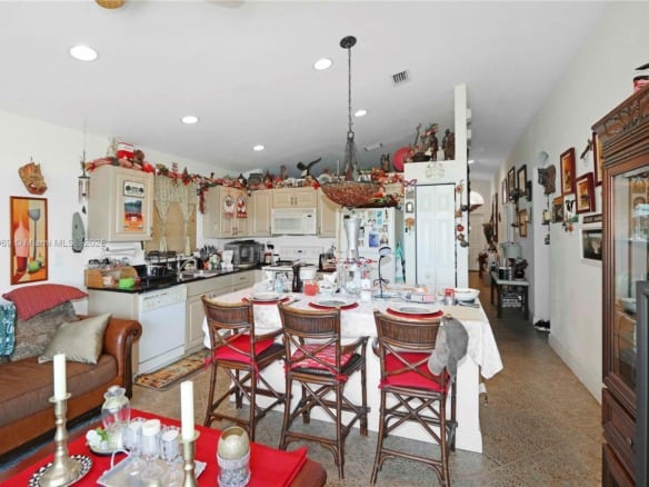 1585 SE 20th Rd, Homestead FL 33035 — #A11816969