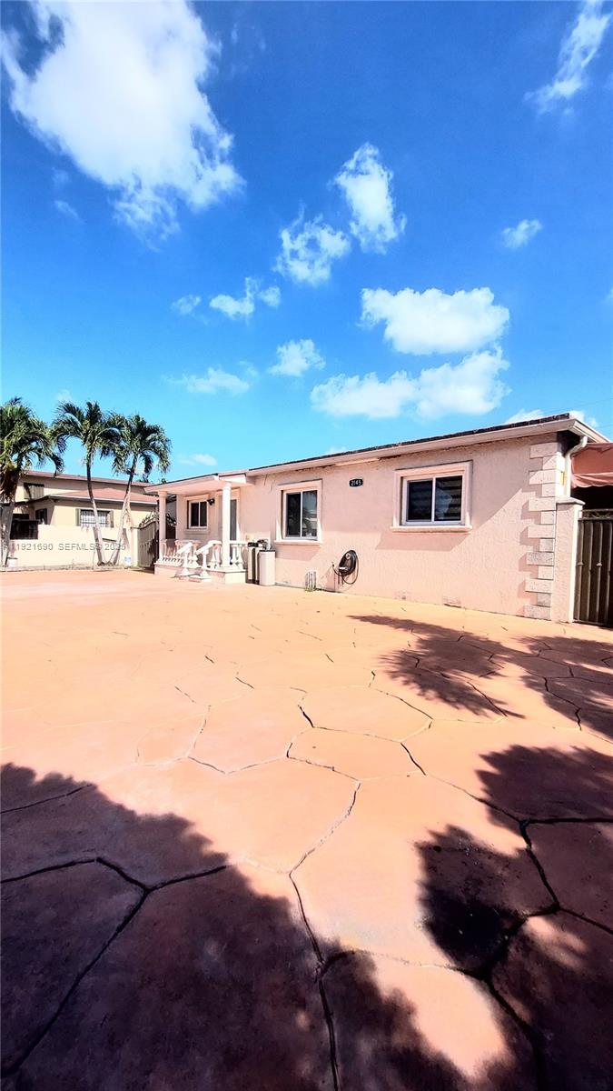 2145 SW 76th Ave, Miami FL 33155 — #A11921690