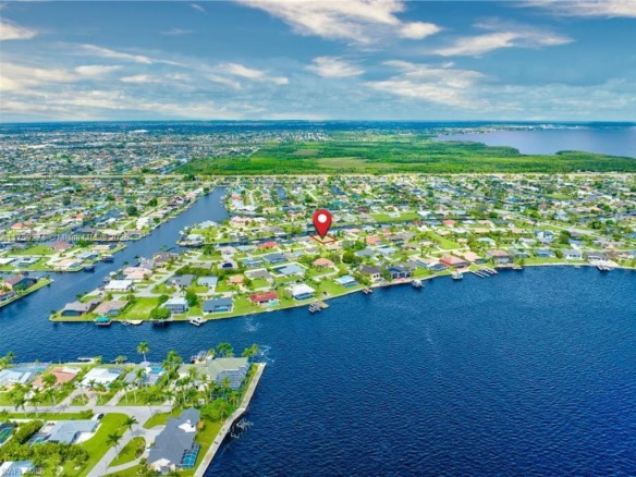 2227 SE 27th Ter, Cape Coral FL 33904 — #A11759274