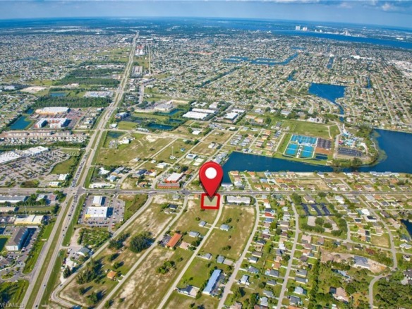 513 SW 3rd Terrace, Cape Coral FL 33991 — #A11759266