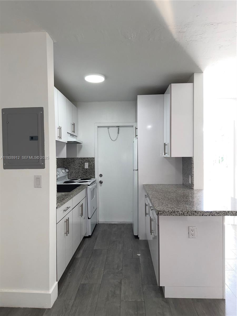 f3b61b38-1385 1895 Venice Park Dr # B10, Miami FL 33181 — #A11928912