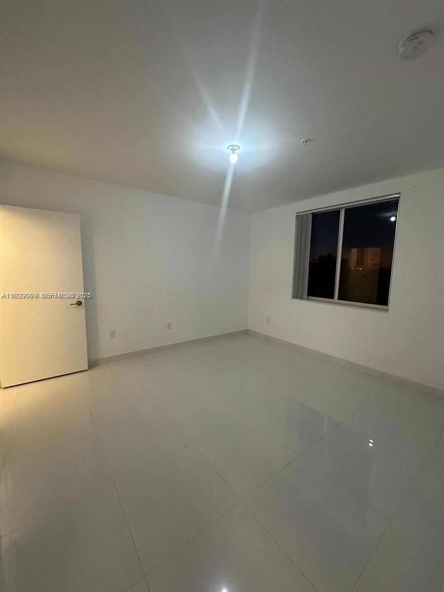 f3b61b38-1392 2651 NE 212th Ter # 400, Miami FL 33180 — #A11929009