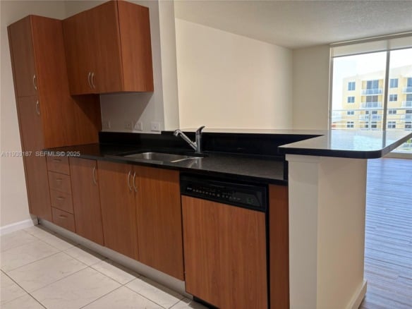 2775 NE 187 St # 628, Aventura FL 33180 — #A11930187