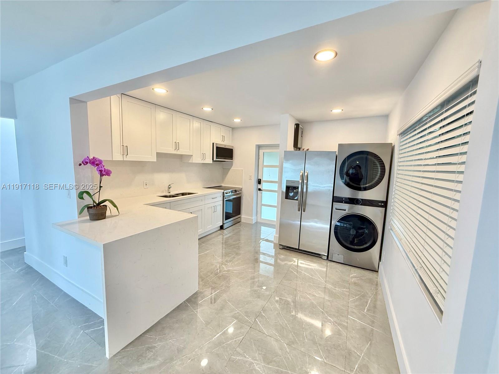 1357 SW 22nd Ter, Fort Lauderdale FL 33312 — #A11917118