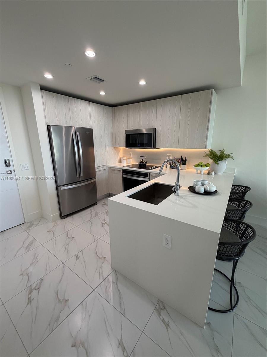2000 Metropica Way # 2108, Sunrise FL 33323 — #A11930542