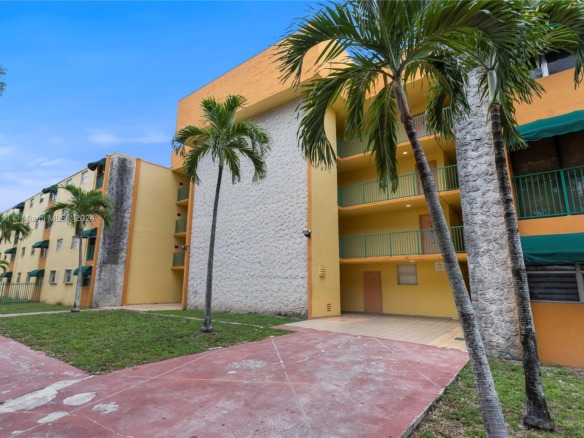 666 W 81st St # 226, Hialeah FL 33014 — #A11606611