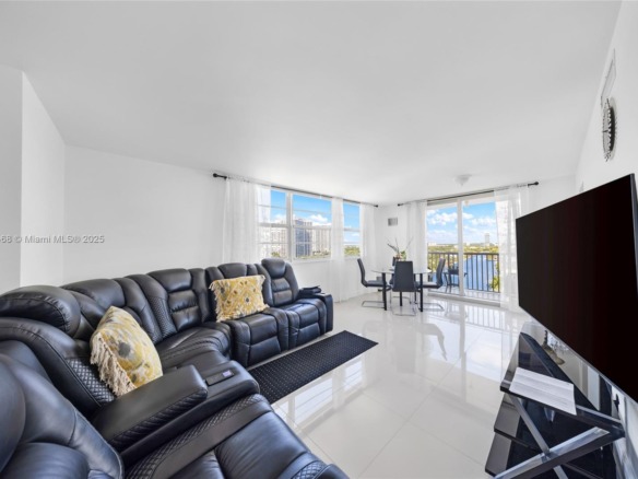 3161 S Ocean Dr # 1510, Hallandale Beach FL 33009 — #A11829468