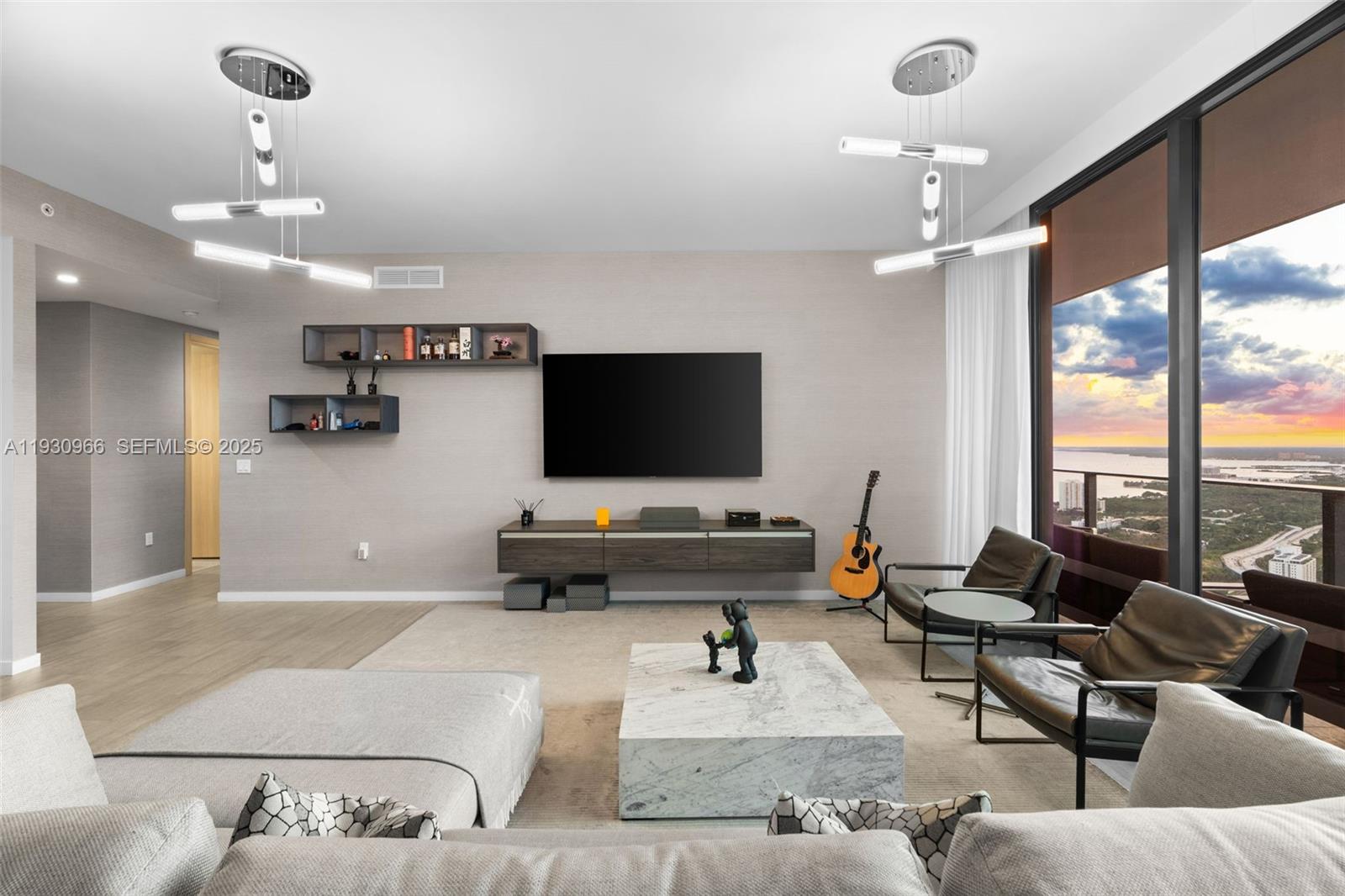 1000 Brickell Plz, Miami FL 33131 — #A11930966