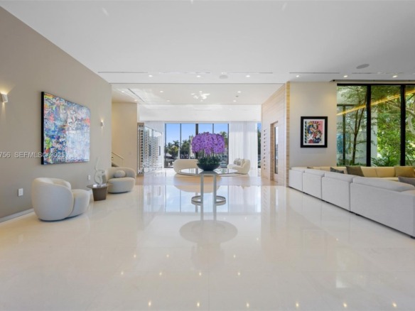 3260 NE 165th St, North Miami Beach FL 33160 — #A11931756