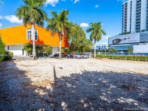 3621 NE Miami Ct, Miami FL 33137 — #A11933474