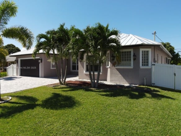 1749 SW Desert Ave, Port St. Lucie FL 34953 — #A11894877