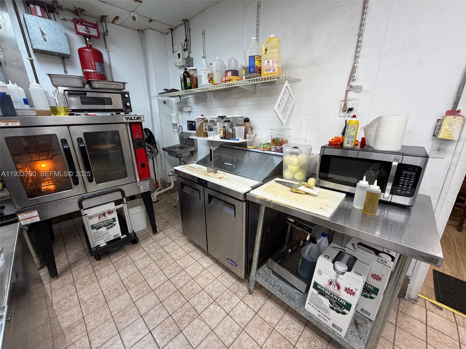 f3b61b38-1594 7500 NW 25th St, Miami FL 33122 — #A11933760