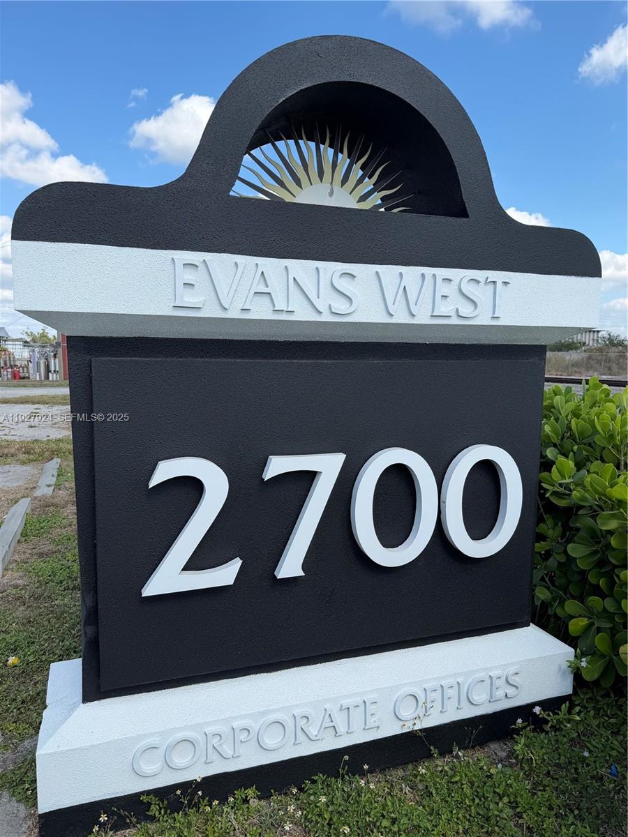 f3b61b38-1632 2700 EVANS AVE # 3, Fort Myers FL 33901 — #A11927924