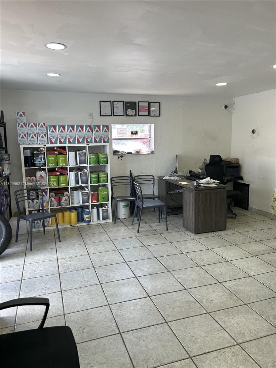 f3b61b38-1640 3624 NW 36th St, Miami FL 33142 — #A11829568