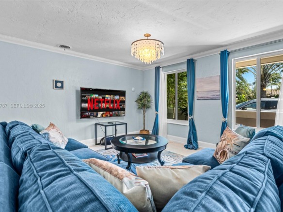 517 NE 2nd Pl, Dania Beach FL 33004 — #A11932767