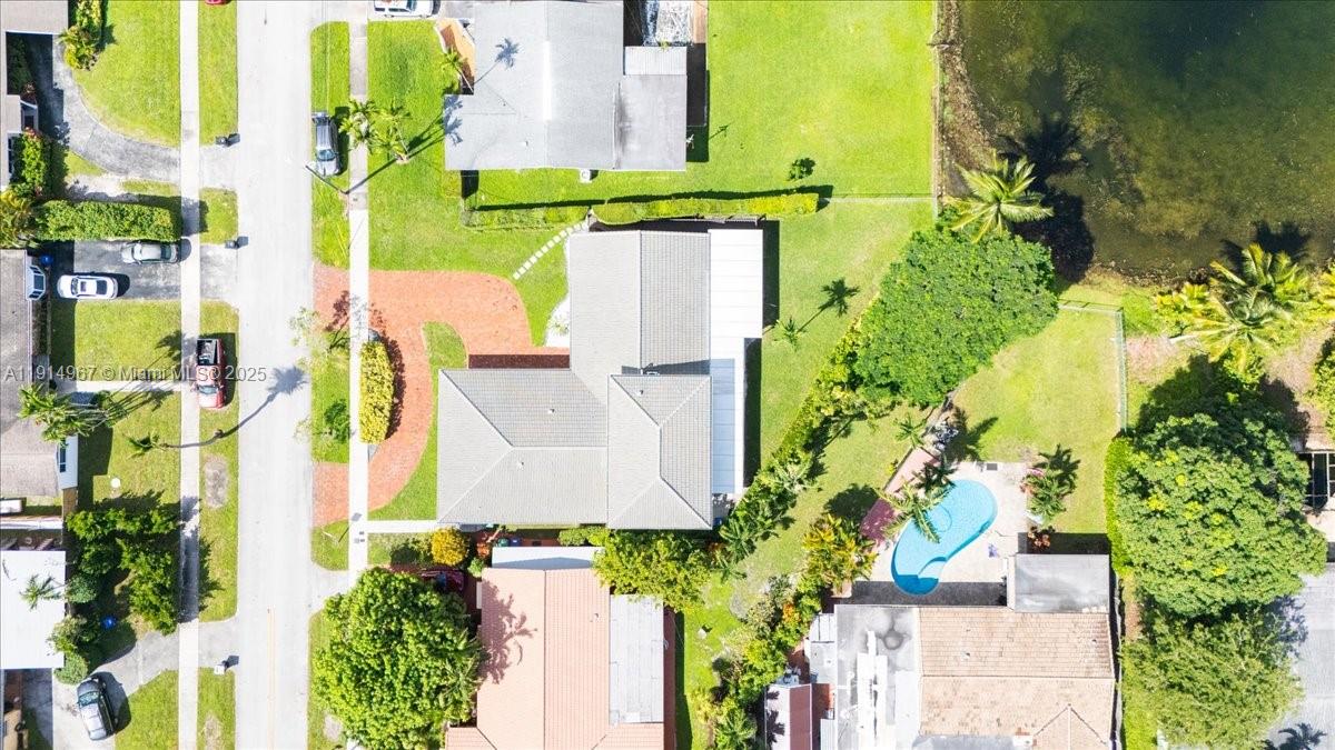 f3b61b38-1660 1961 NE 188th St, Miami FL 33179 — #A11914967