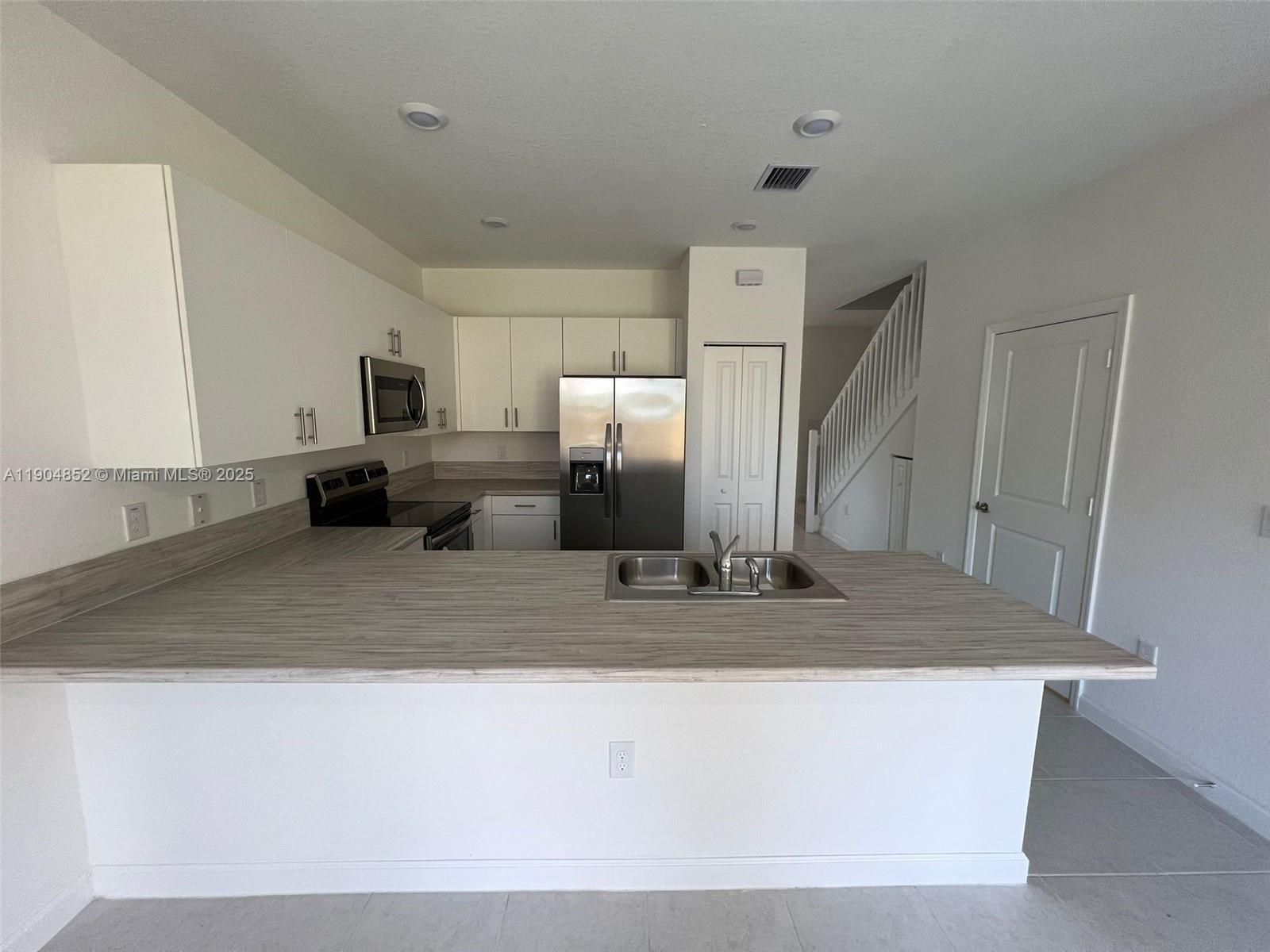 f3b61b38-1678 875 NE 211TH ST # 0, Miami FL 33179 — #A11904852