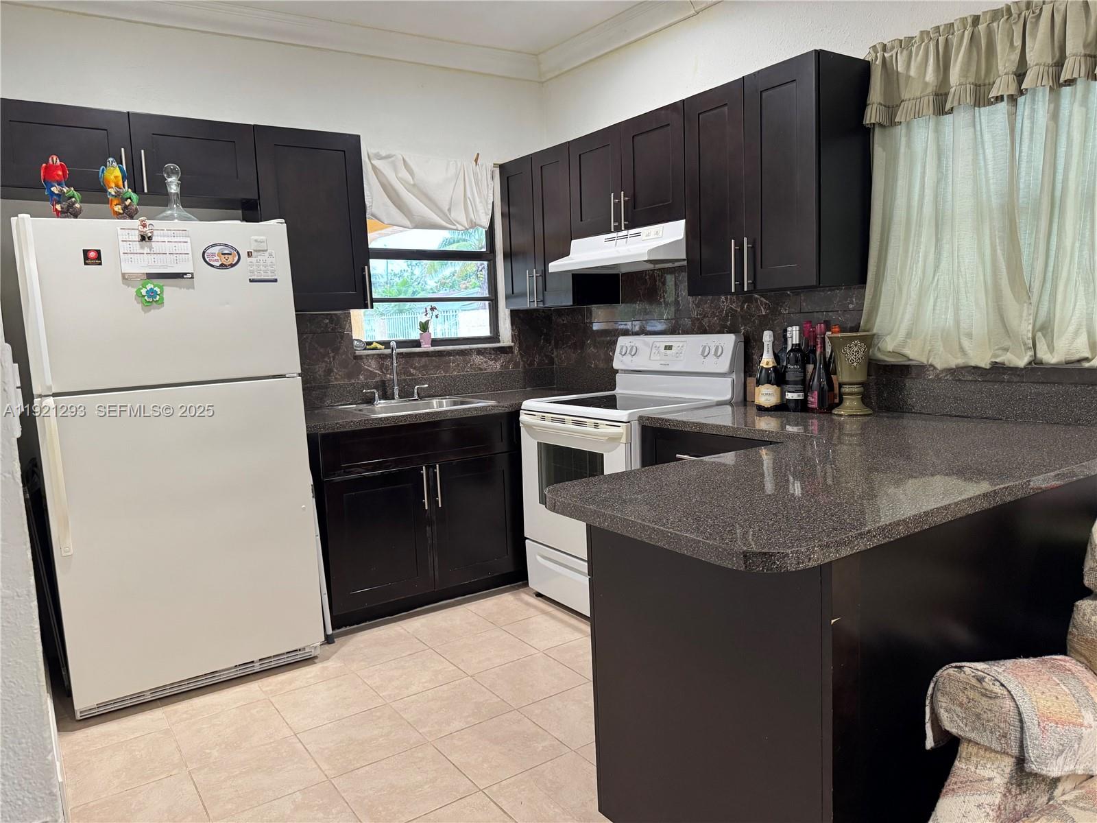 3041 NW 95th Ter, Miami FL 33147 — #A11921293