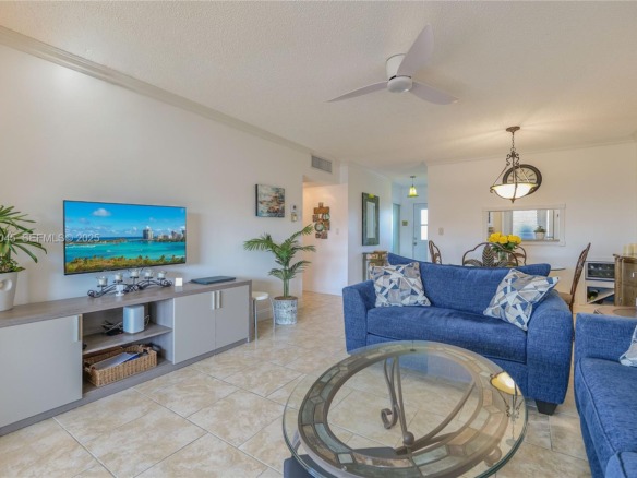 3501 NW 47th Ave # 604, Lauderdale Lakes FL 33319 — #A11936045