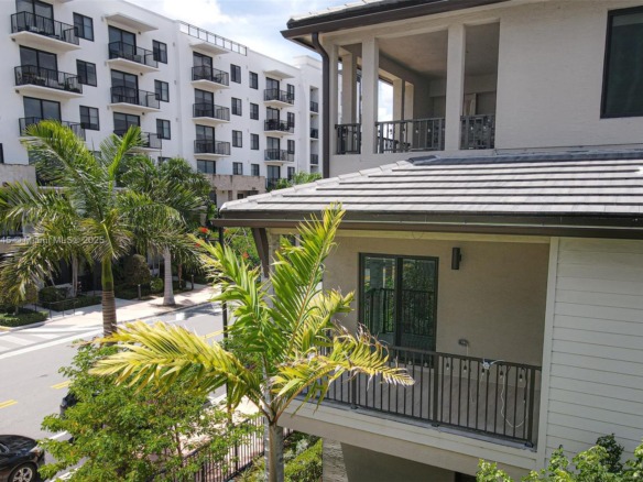 4269 NW 83rd Path, Doral FL 33166 — #A11825445