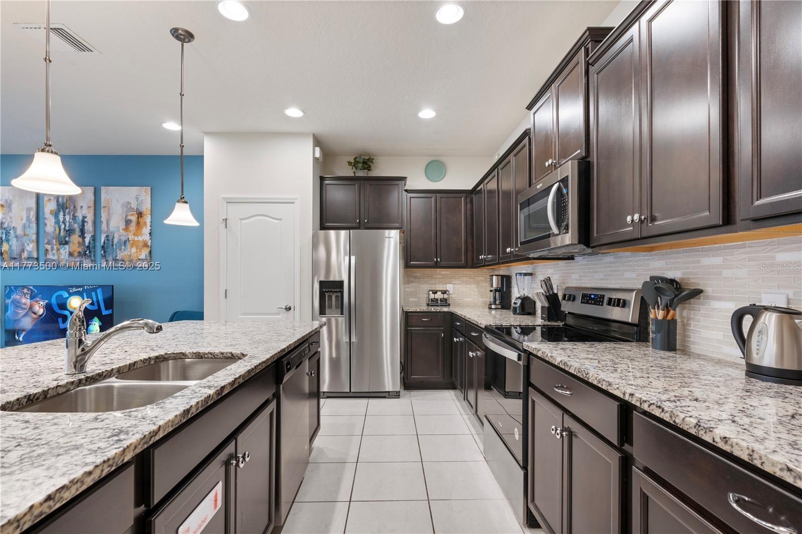 f3b61b38-1803 2428 Dubai Street, Kissimmee FL 34747 — #A11773500
