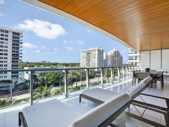 5775 Collins Ave # 605, Miami Beach FL 33140 — #A11927321
