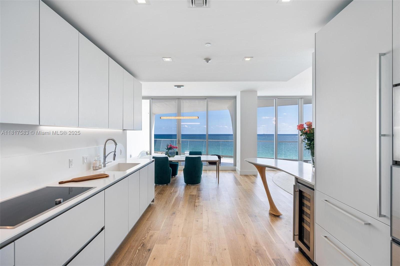 f3b61b38-185 16901 Collins Ave # 902, Sunny Isles Beach FL 33160 — #A11817583