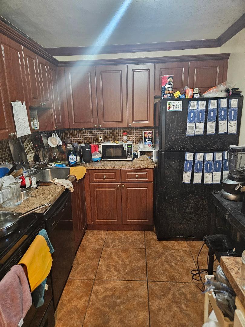 f3b61b38-1873 18755 NW 62nd Ave # 101, Hialeah FL 33015 — #A11938543