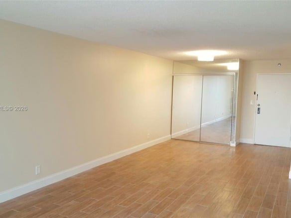 Listing #A11843048