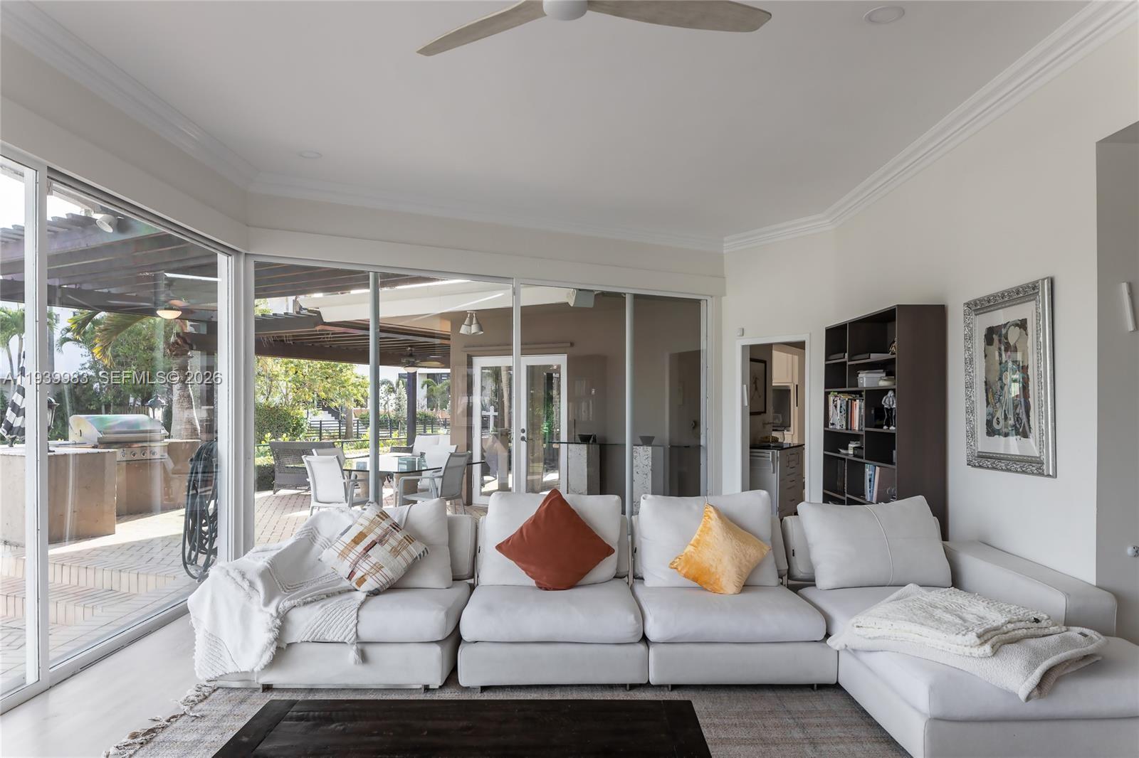 f3b61b38-1913 950 S Southlake Dr # 950, Hollywood FL 33019 — #A11939983