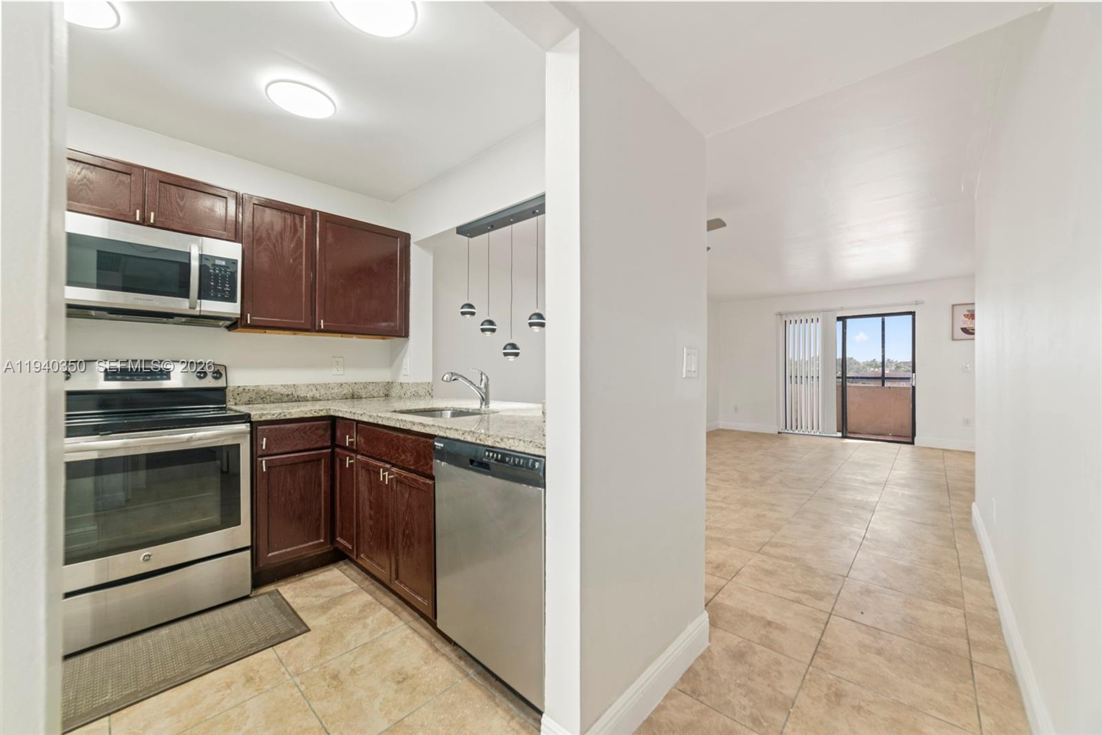 880 NE 207th Ter # 10, Miami FL 33179 — #A11940350