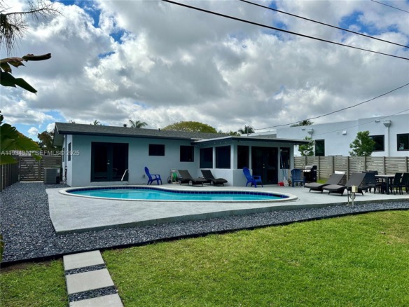 513 NW 30th St, Wilton Manors FL 33311 — #A11934011
