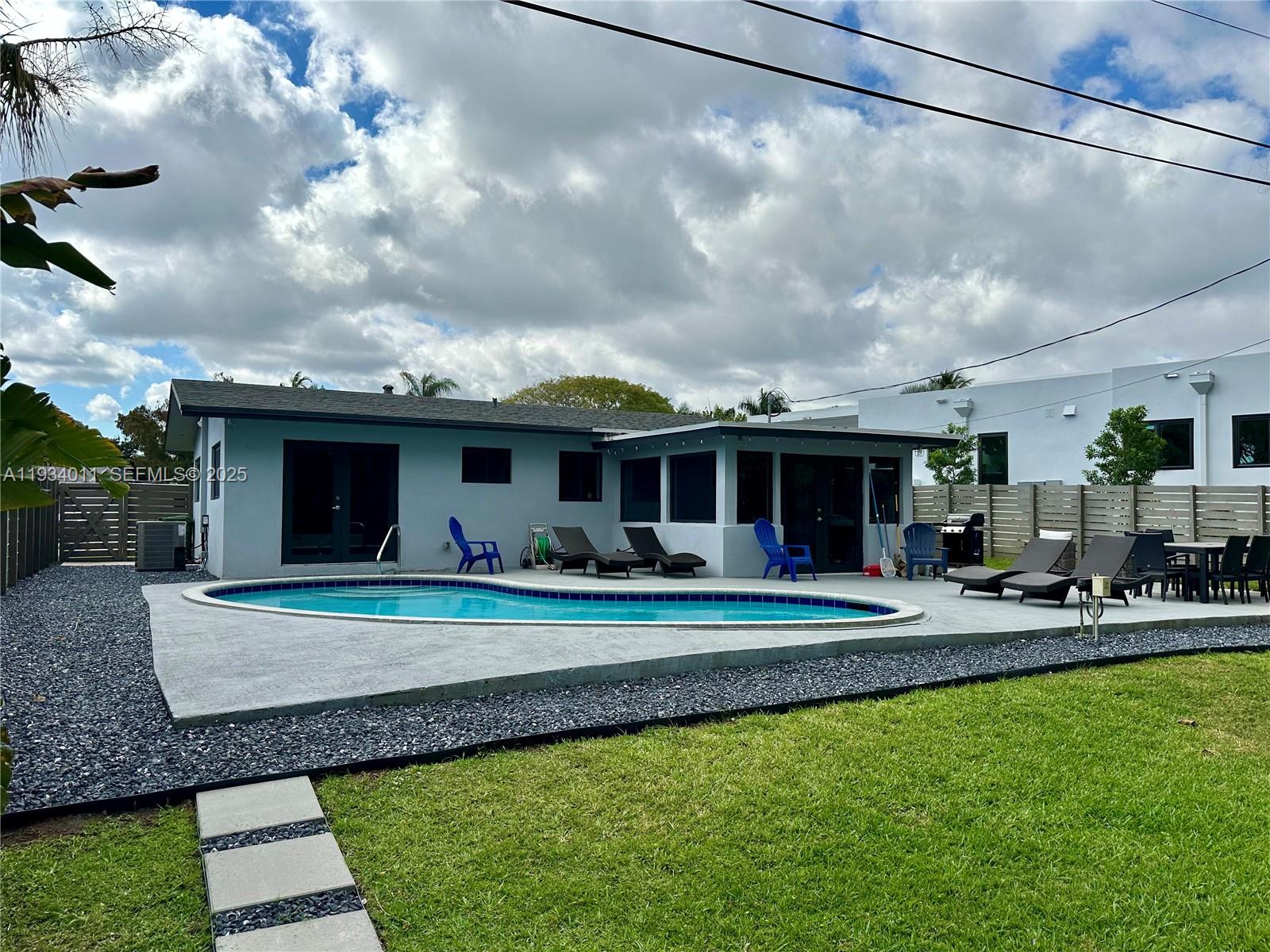 513 NW 30th St, Wilton Manors FL 33311 — #A11934011