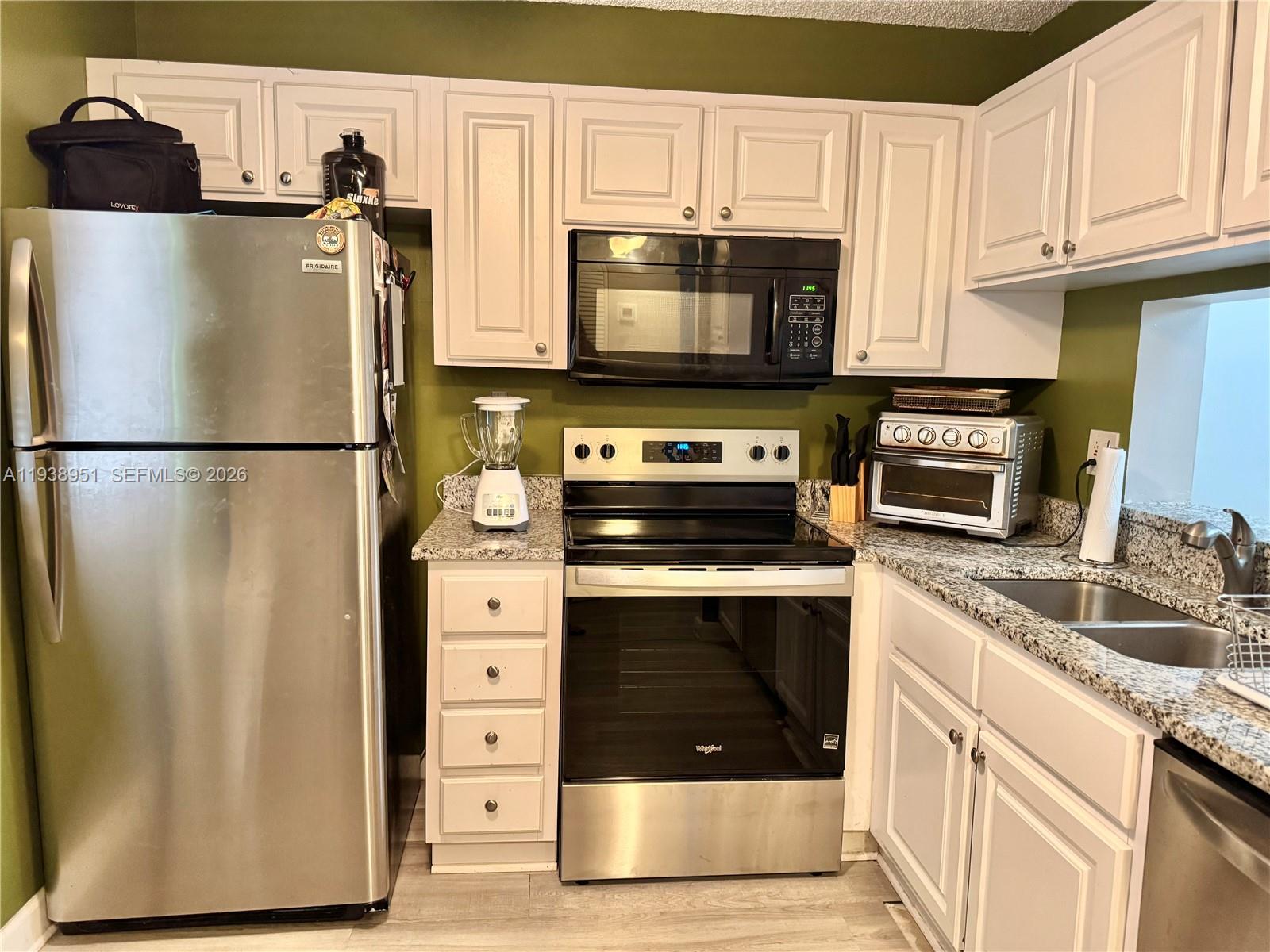 f3b61b38-1972 5580 Lakeside Dr # 205, Margate FL 33063 — #A11938951