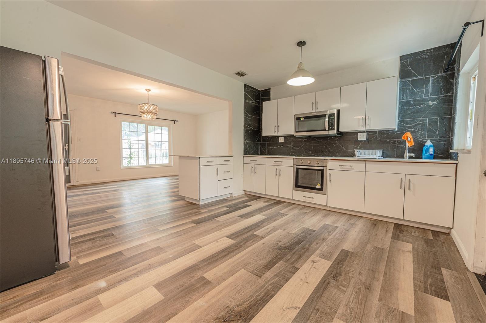 f3b61b38-1989 12426 NW 8th Ave # A, North Miami FL 33168 — #A11895746