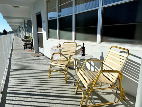 3177 S Ocean Dr # 305, Hallandale Beach FL 33009 — #A11937860
