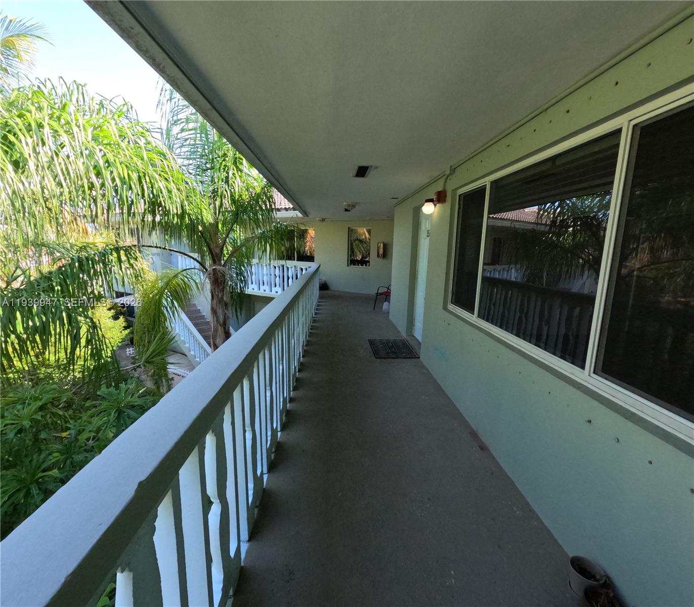 f3b61b38-2008 1423 Holly Heights Dr # 15, Fort Lauderdale FL 33304 — #A11939947