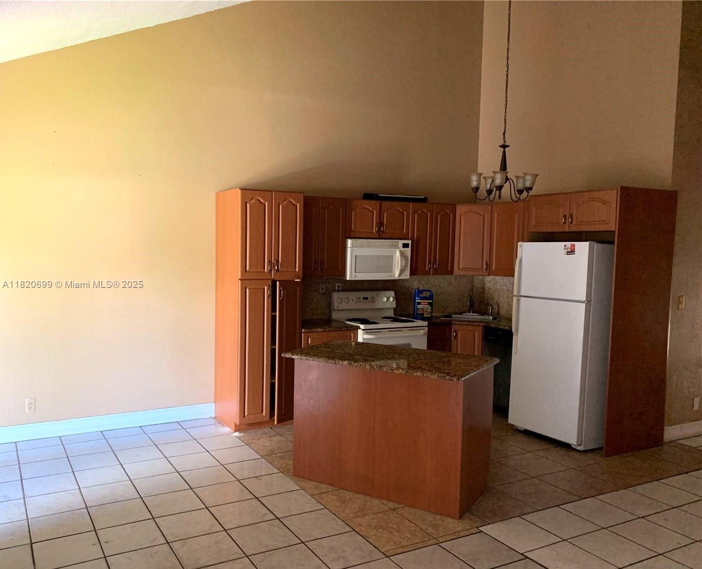f3b61b38-201 2442 NW 55th Ter, Lauderhill FL 33313 — #A11820699