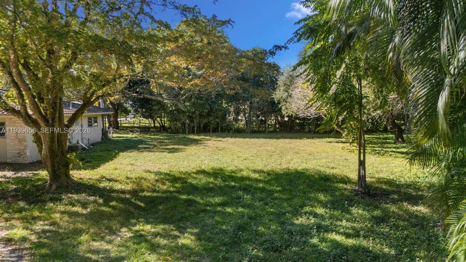 f3b61b38-2023 13500 SW 68th Ct, Pinecrest FL 33156 — #A11939656
